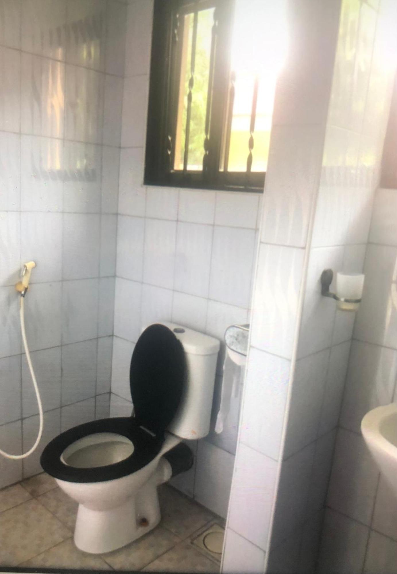 Tatys Homestay Dar es Salaam Ngoại thất bức ảnh