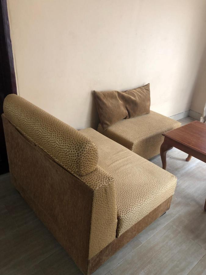 Tatys Homestay Dar es Salaam Ngoại thất bức ảnh