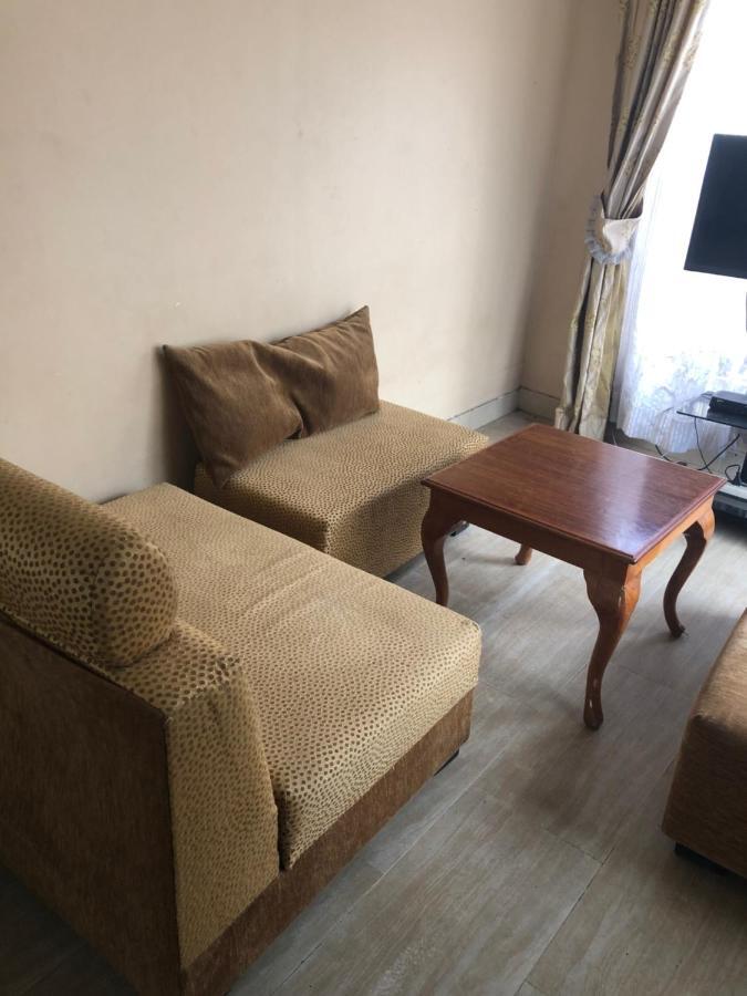 Tatys Homestay Dar es Salaam Ngoại thất bức ảnh